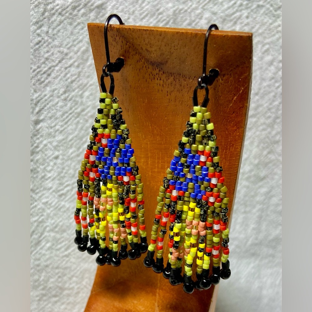 Shady Spot Cottage Garden Beaded Earrings